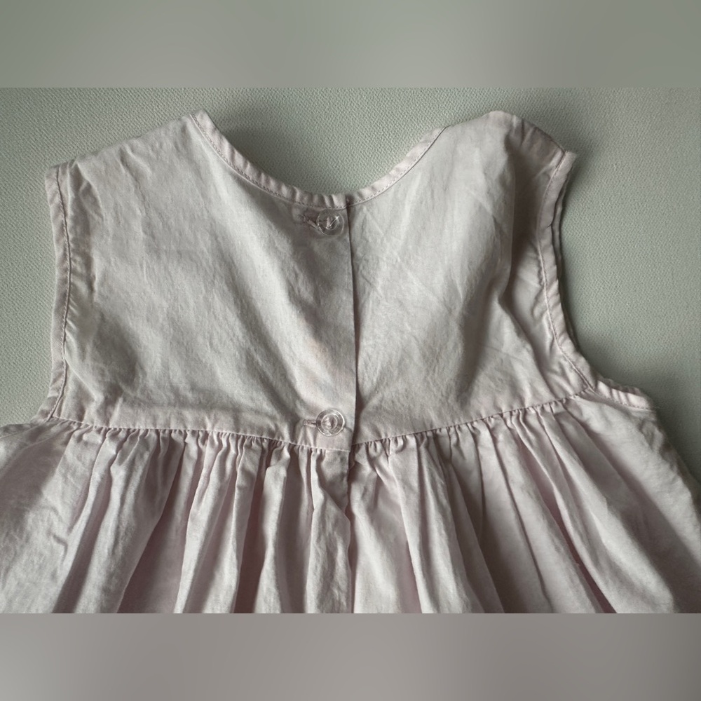 Auraluz girl’s dress pink with lace, collar and embroidered flowers | Size 24M. - Picture 11 of 13